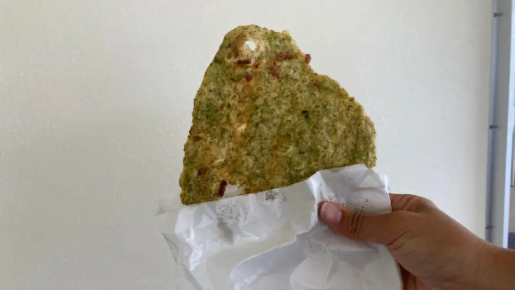 大城てんぷらの揚げたてアオサてんぷら