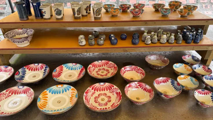 陶芸工房ふじの作品。色柄が楽しい椀