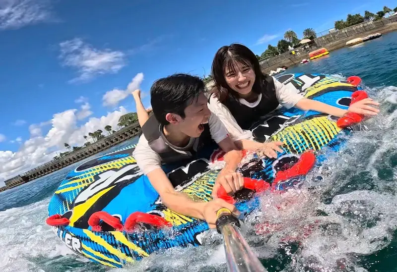 マリンスポーツでワイワイ楽しむ体験