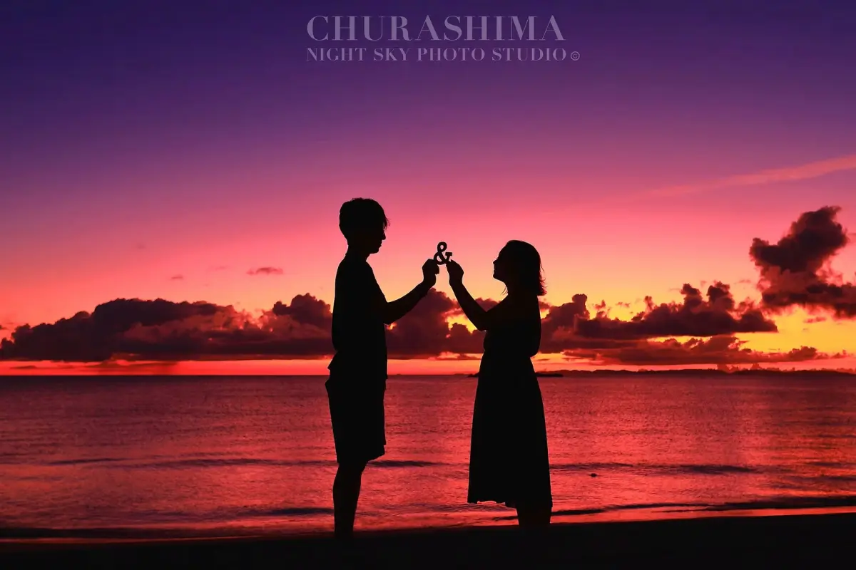 CHURASHIMA NIGHT SKY PHOTO STUDIOのサンセット撮影イメージ9。やわらかな夕日と海辺の雰囲気が伝わる一枚。