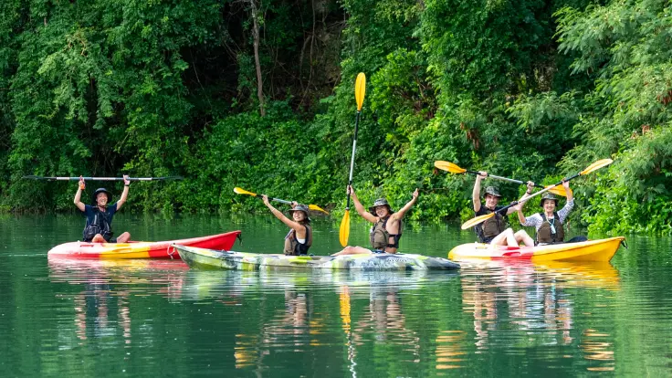マングローブカヤックも楽しめるイーズのサンセットカヤックツアー