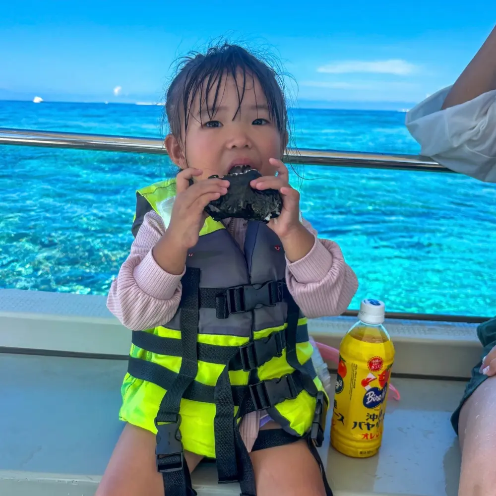 ソルキスのギャラリー画像5。海あそびを満喫するツアーの一場面。